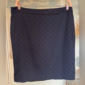 Dana Buchman Navy Geometric Pencil Skirt